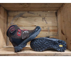 Bota de voo Snake Sky impermeavel solado vibran